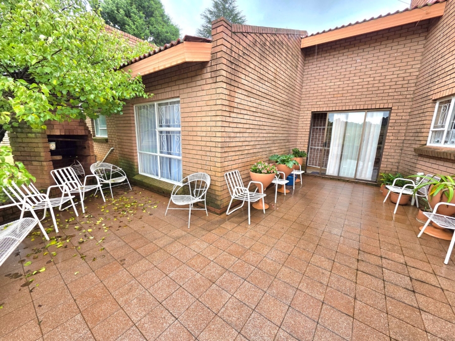 To Let 4 Bedroom Property for Rent in Reitz Free State